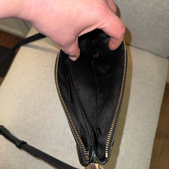 kate spade black pebble leather crossbody with gold hardware - Picture 6 of 13